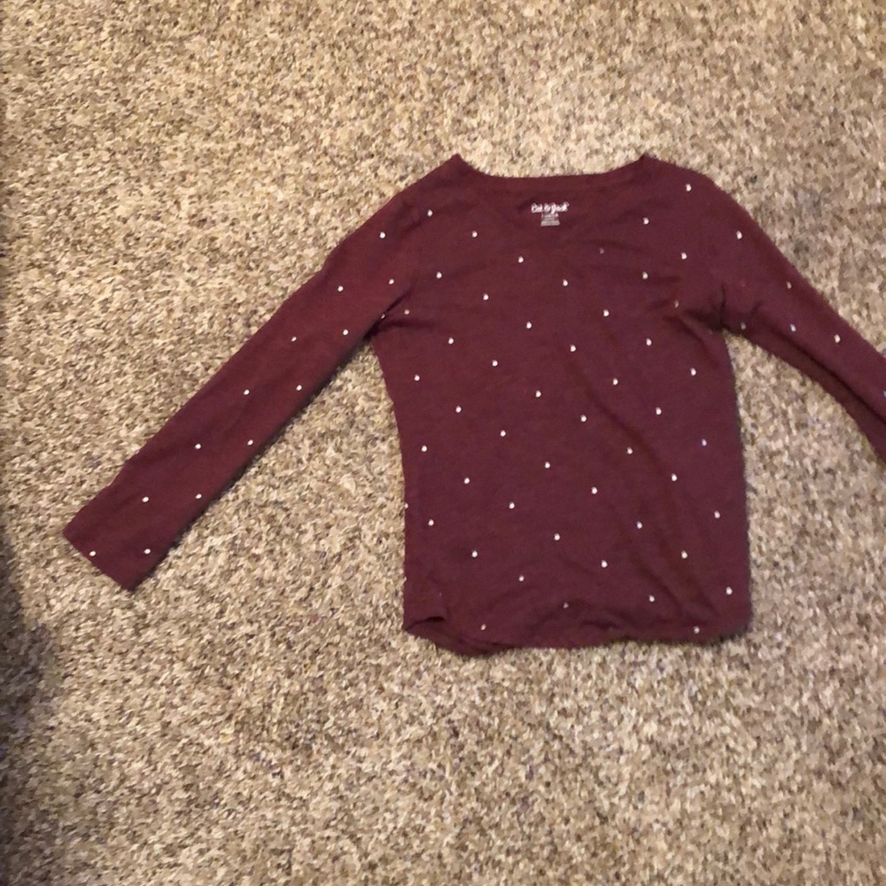 Burgundy polka dotted v-neck NEW